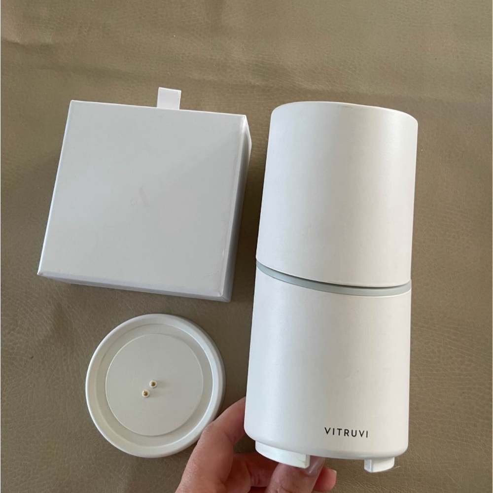 Vitruvi Move Diffuser - Picture 3 of 3